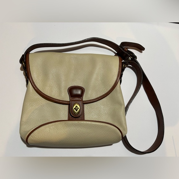 Coach Vintage Sheridan Marion Crossbody Bag in Brown and Cream - Picture 9 of 11